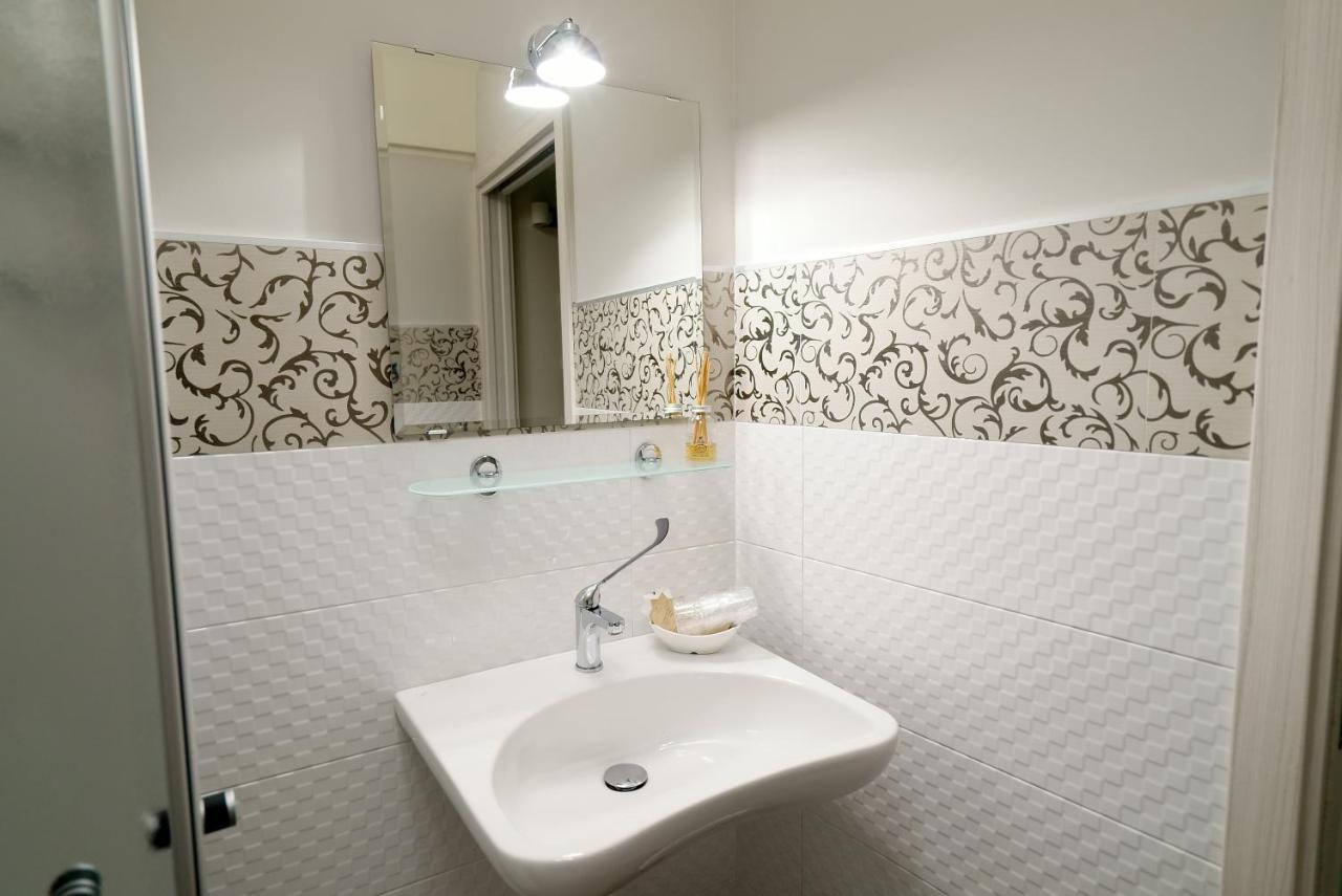 B&B San Trifone Adelfia エクステリア 写真